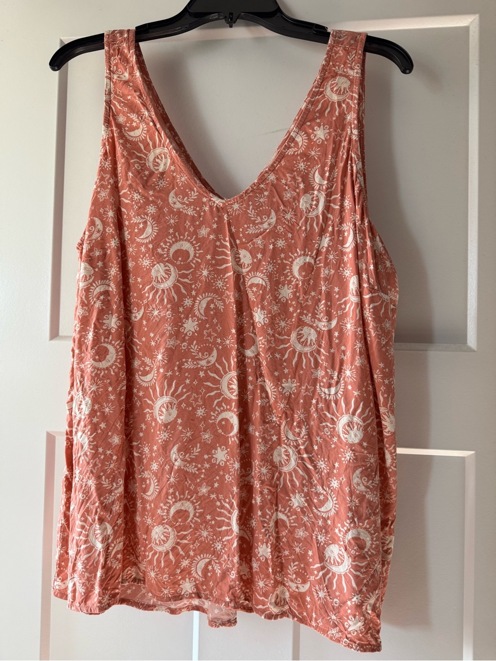 TORRID Coral Cream Celestial Sleeveless Tank